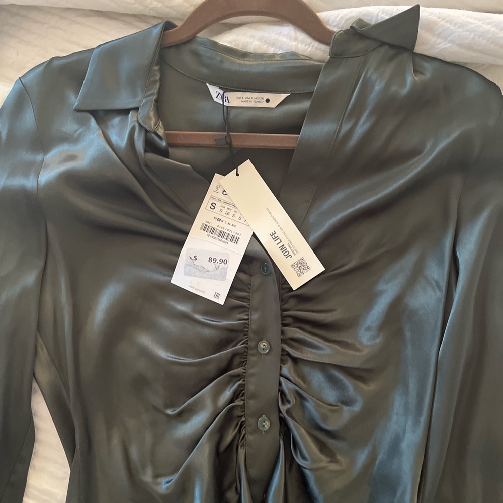 Silk top - Picture 2 of 4